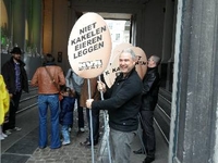 Actie: Niet kakelen, eieren leggen!