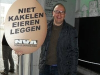 Actie: Niet kakelen, eieren leggen!